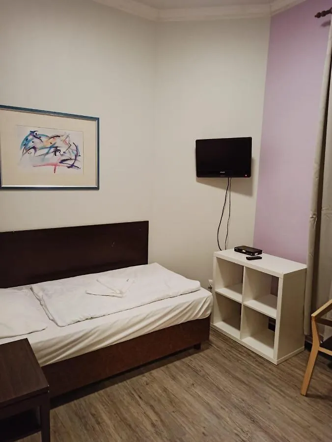 Albert Rooms Берлин