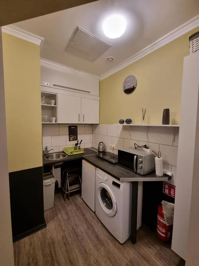 Albert Rooms Берлин Гостевой дом